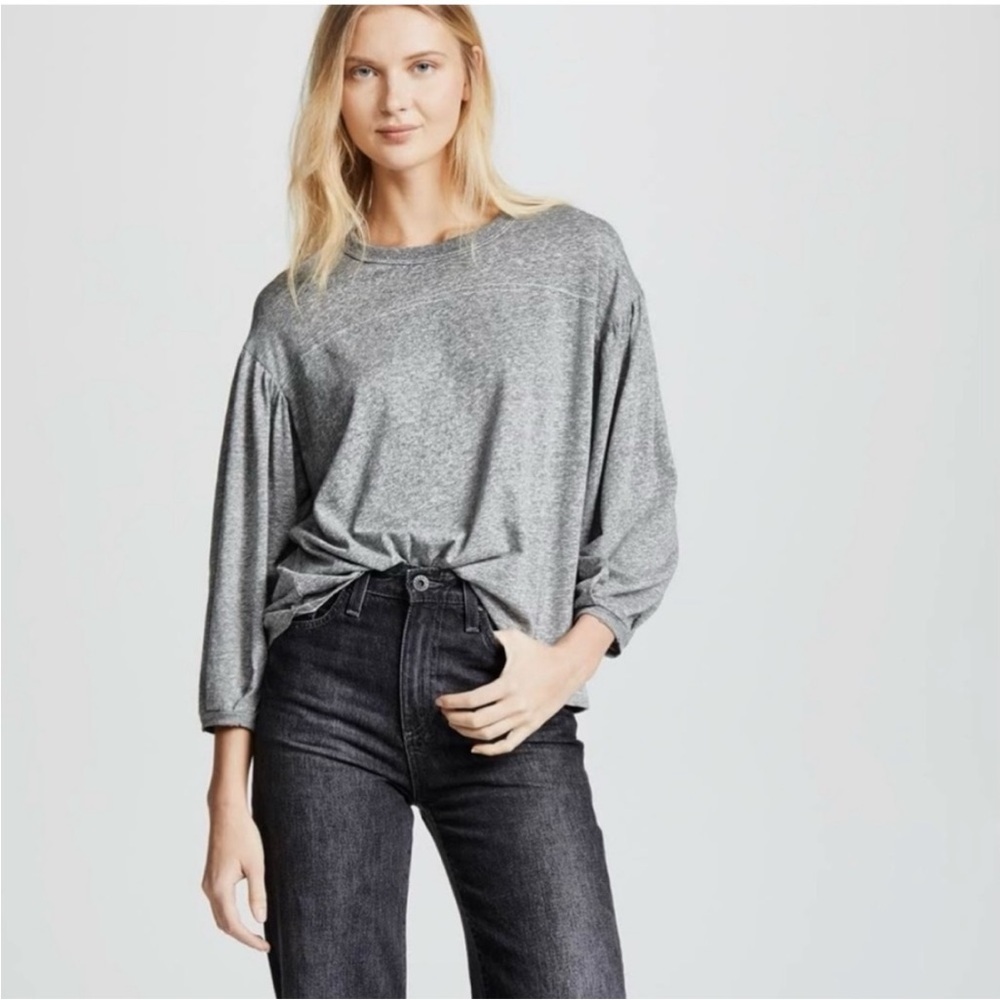 The Great “The Curve Tee”